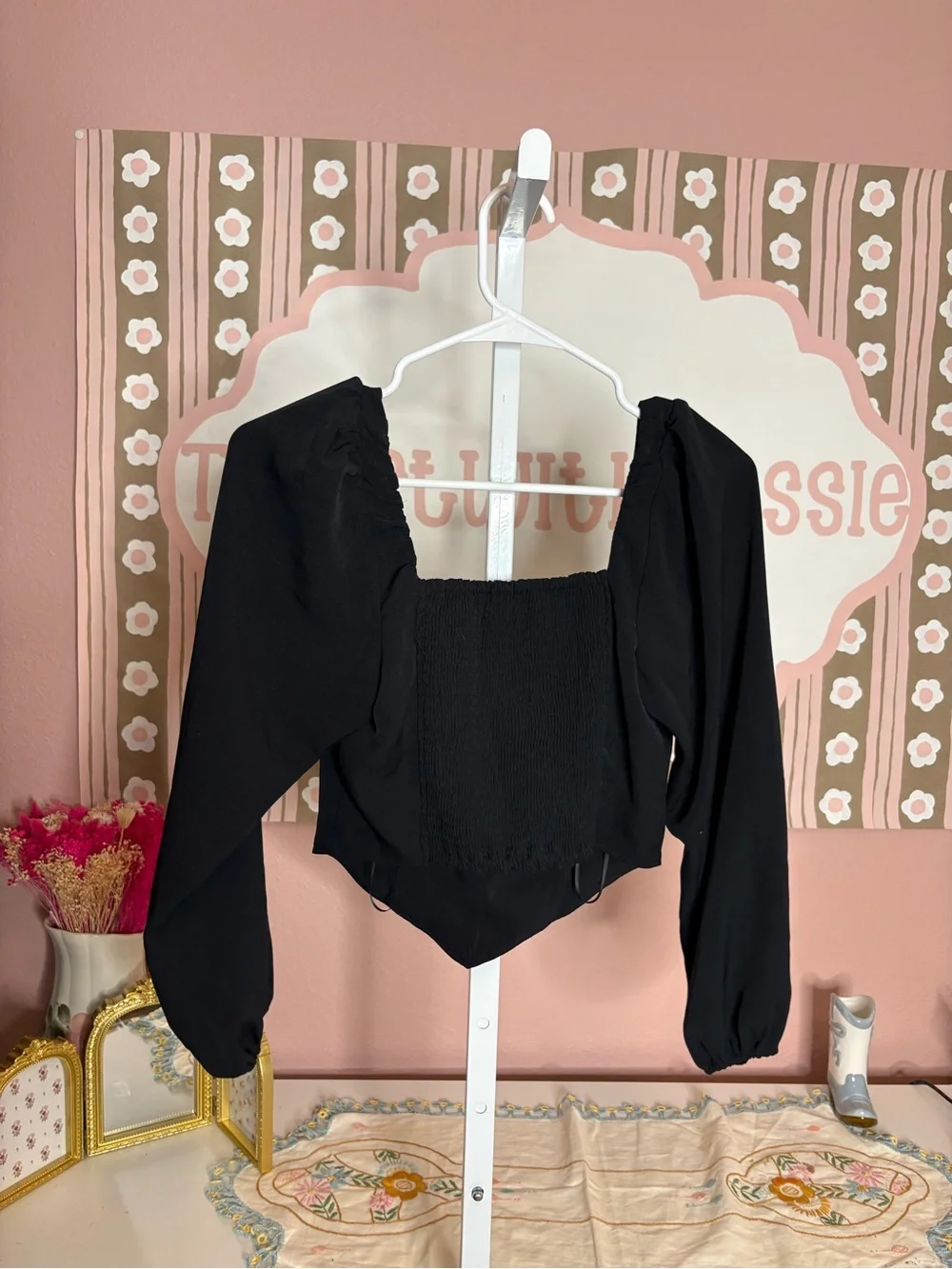 Abercrombie and Fitch Women's Black Puff-Sleeve Square-Neck Blouse